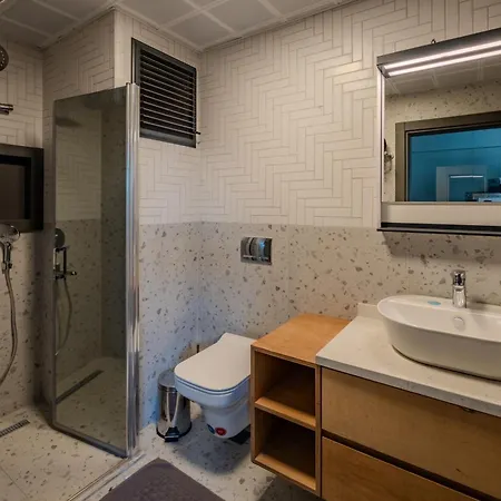 Moon Shine - Adults Only 12 Appartement