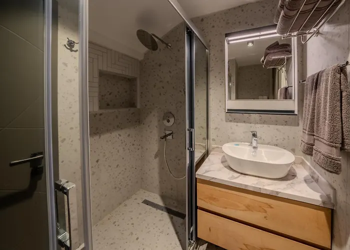 Moon Shine - Adults Only 12